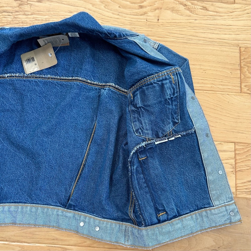 Levi’s Denim Jacket XS Two Tone Blue Jacket NWT 90s Trucker Style Cotton - Picture 3 of 9